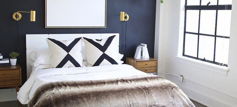 Get The Look: Fabulous Chic And Modern Navy Bedroom