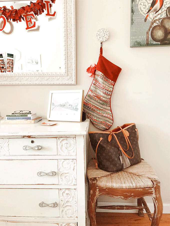 Christmas Stocking Holders – Where to Get the Best Ones