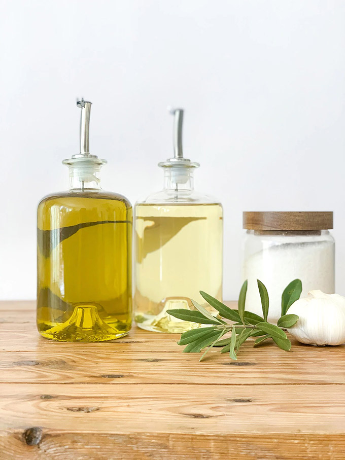 15 Oil and Vinegar Dispensers Worthy of your Countertop