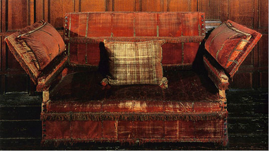 photo of the original knole sofa