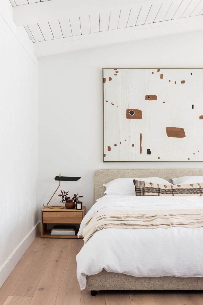 large scale art looks great in small spaces