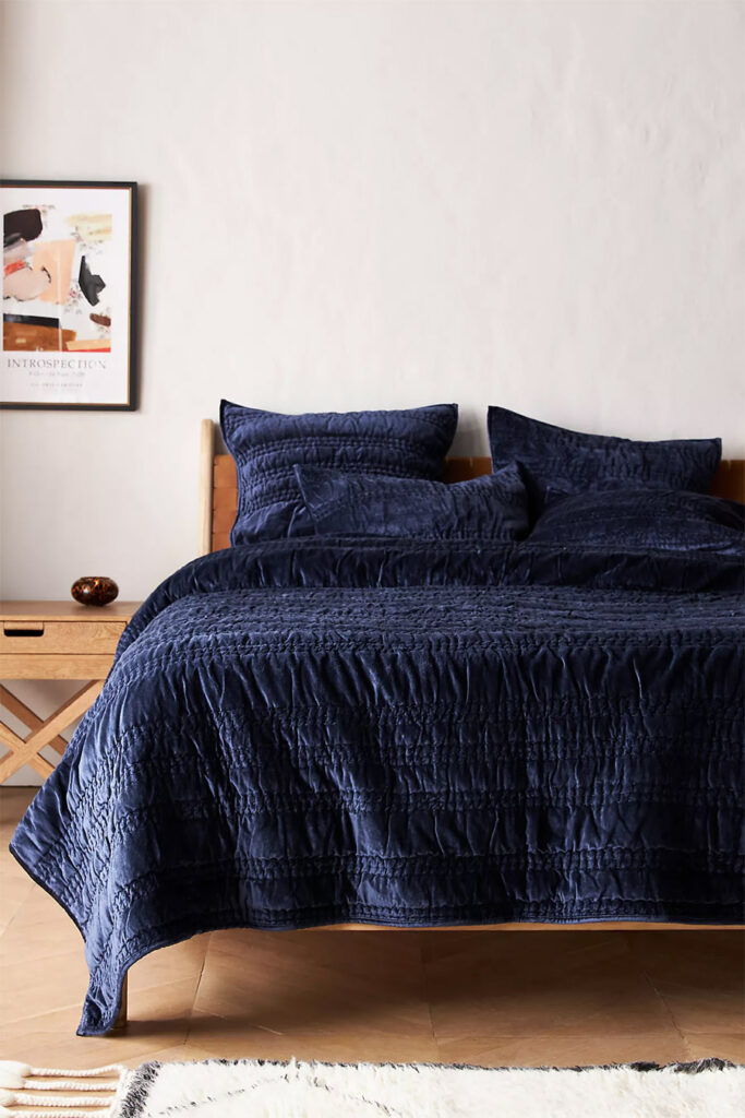 navy blue velvet quilt