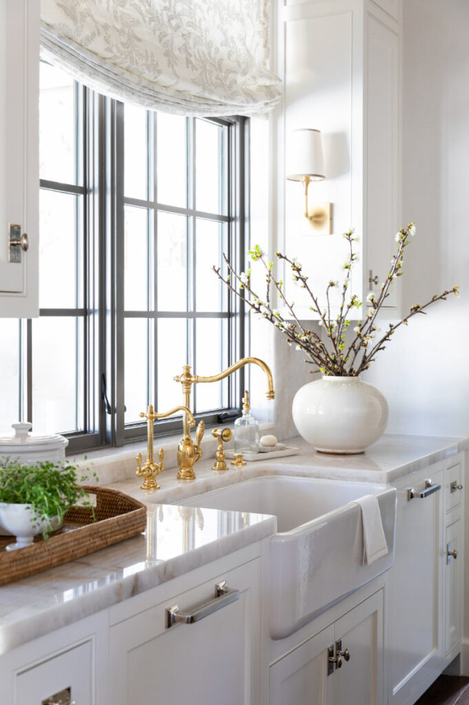 How To Mix Metals Like an Interior Designer! - Posh Pennies