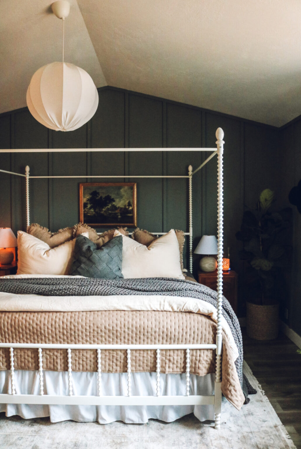 Stunning Green Bedroom Ideas - Tips & Inspiration for 2025 - Posh Pennies