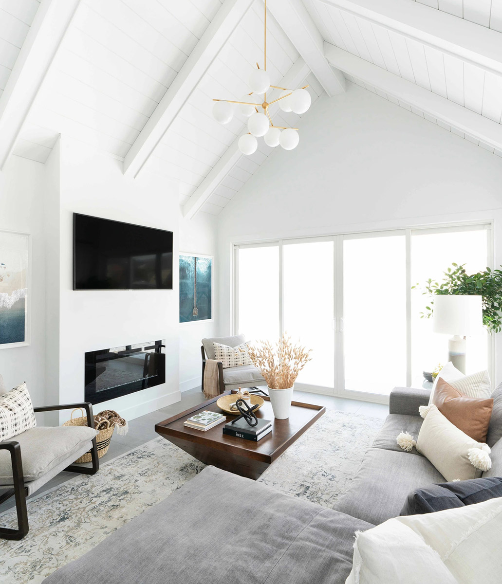 contemporary living room painted in chantilly lace