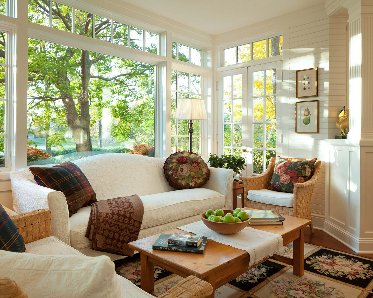 cozy sitting nook painted in simply white
