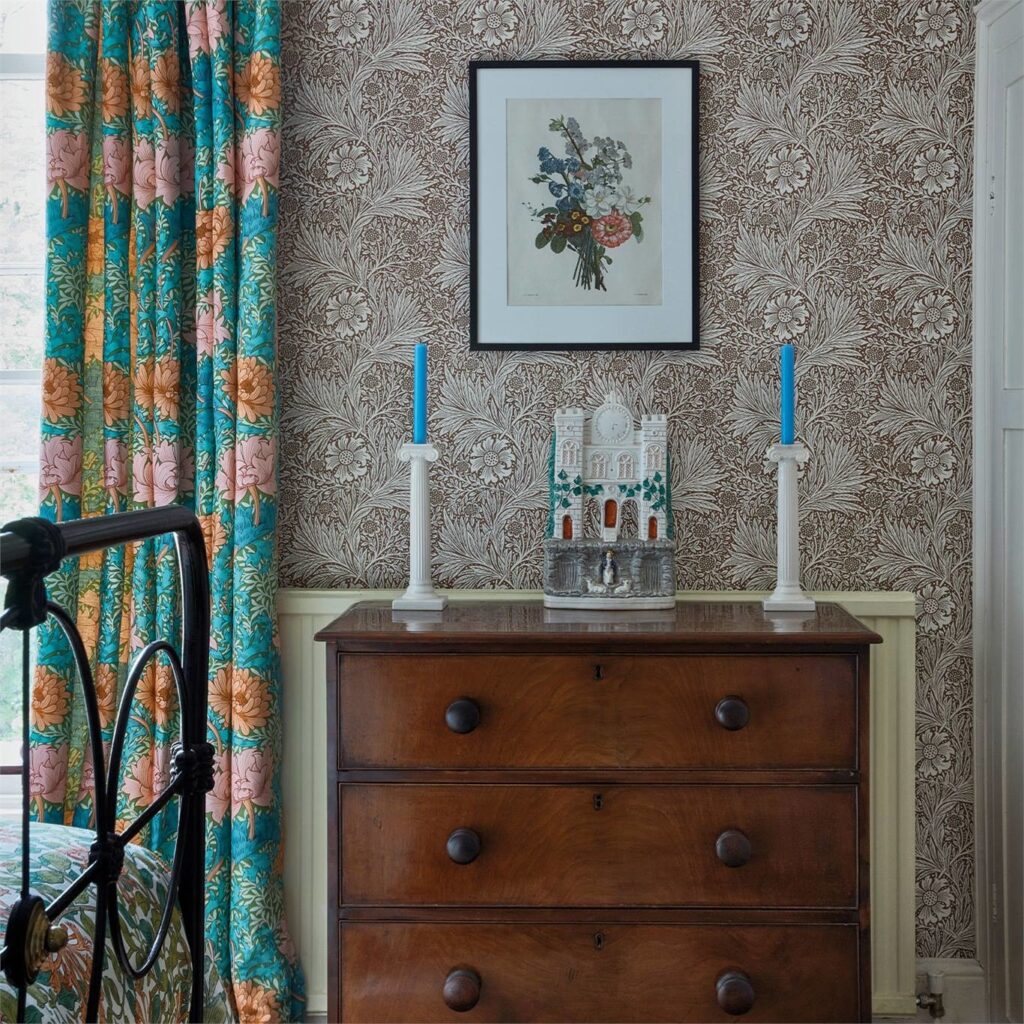 william morris marigold pattern